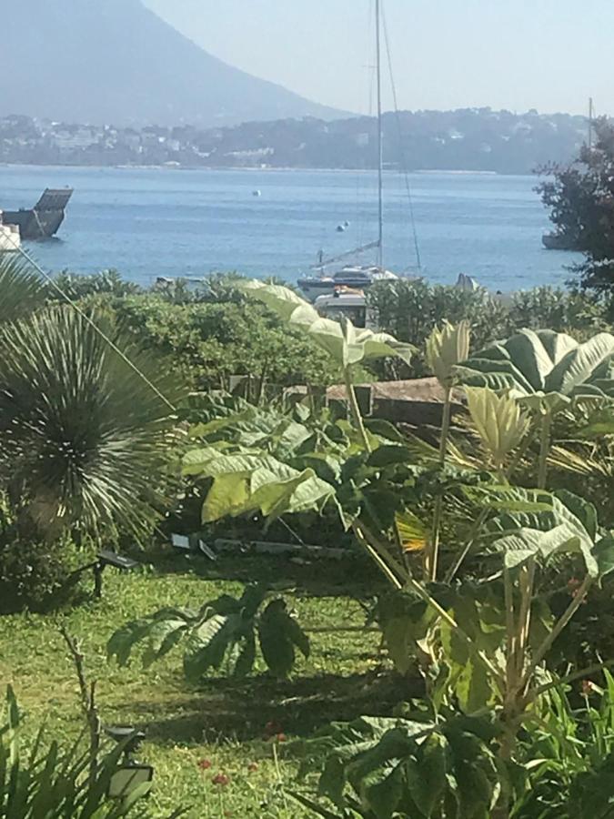 Ma Cabane De Pecheur Pieds Dans L'Eau - Lit Queen Size Saint-Mandrier-sur-Mer Kültér fotó